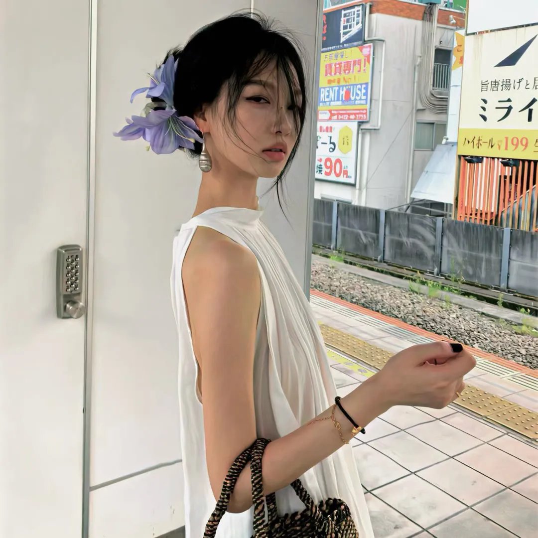 云破月来圆